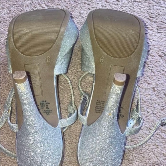 Xhilaration Women's Silver Glitter Heels - Picture 3 of 4